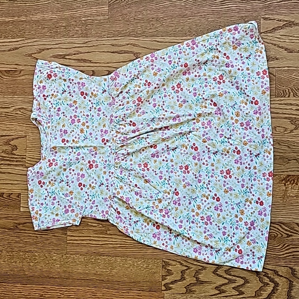 Girls dress